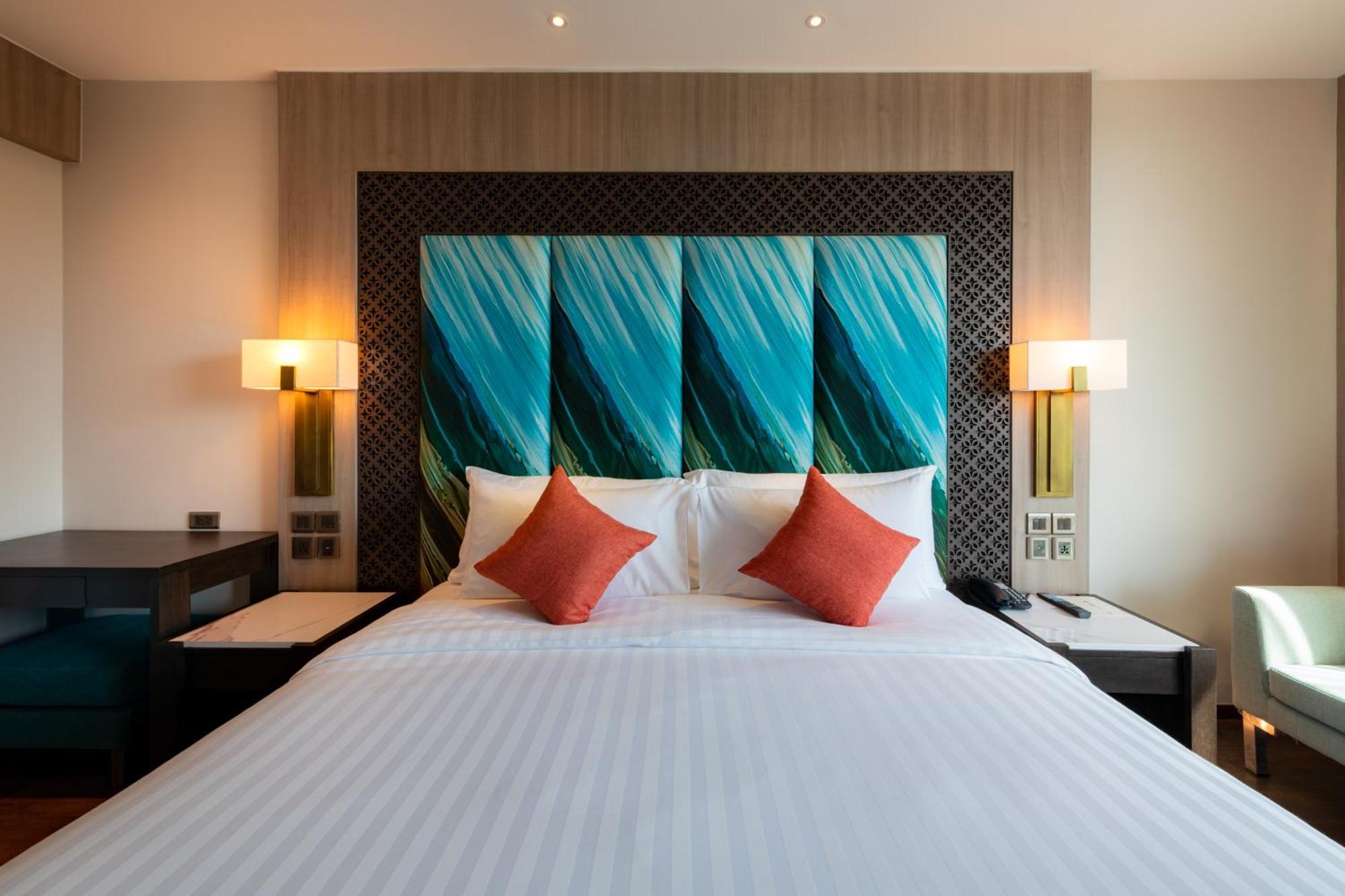 Skyview Resort Phuket Patong Beach Exterior foto Deluxe Room