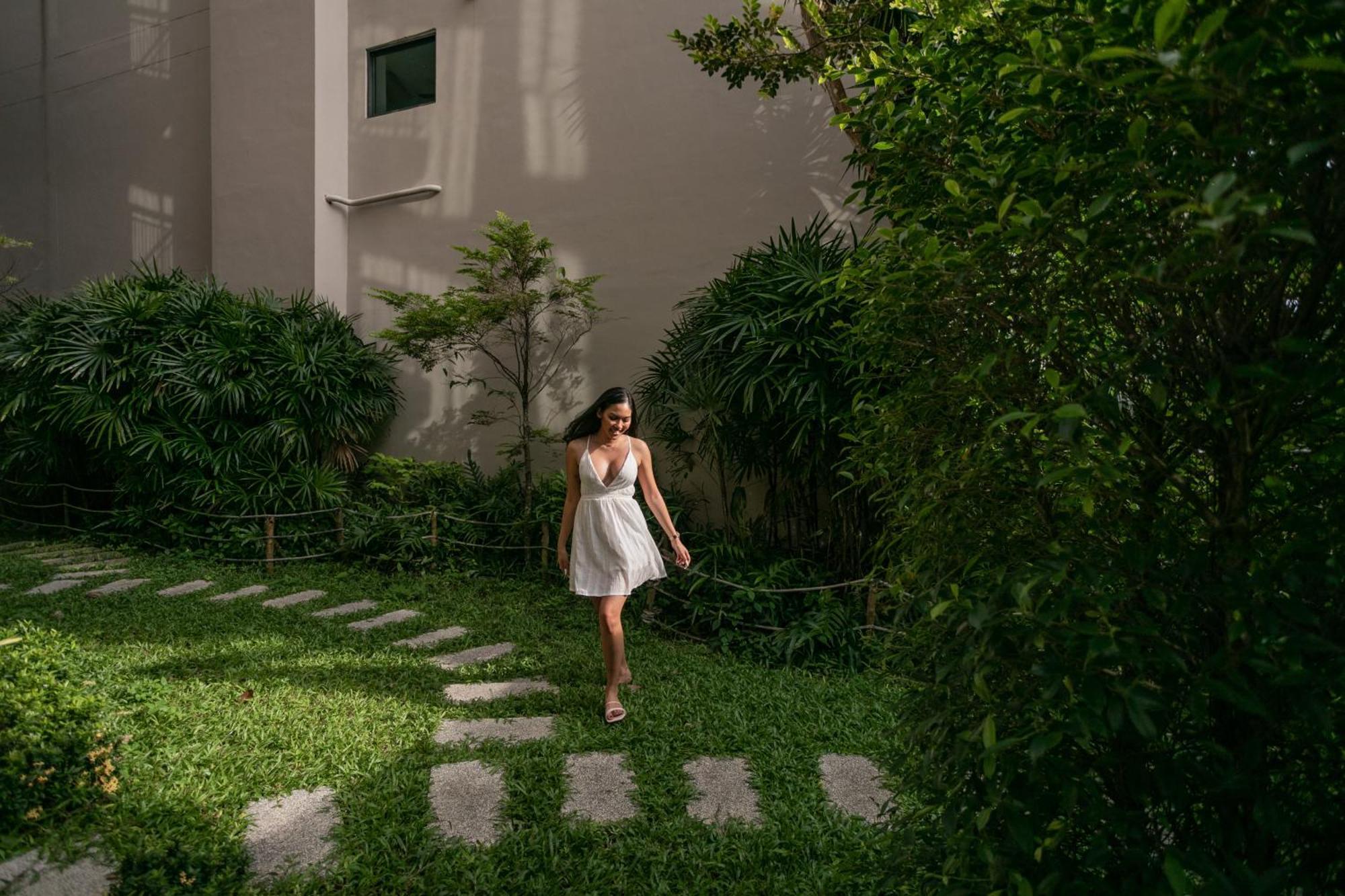 Skyview Resort Phuket Patong Beach Exterior foto